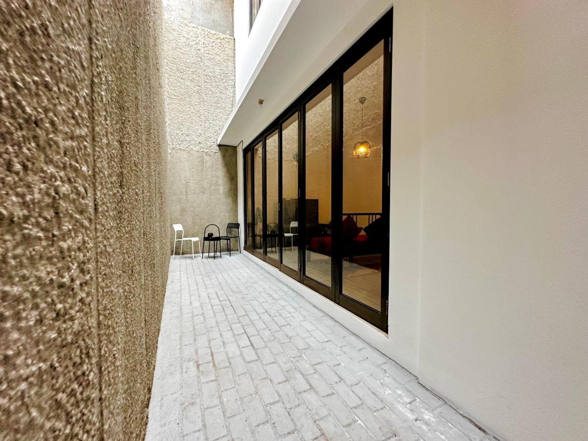 4-Bedroom Home In South Jakarta Nuansa Swadarma Residence By Le Ciel Hospitality Εξωτερικό φωτογραφία