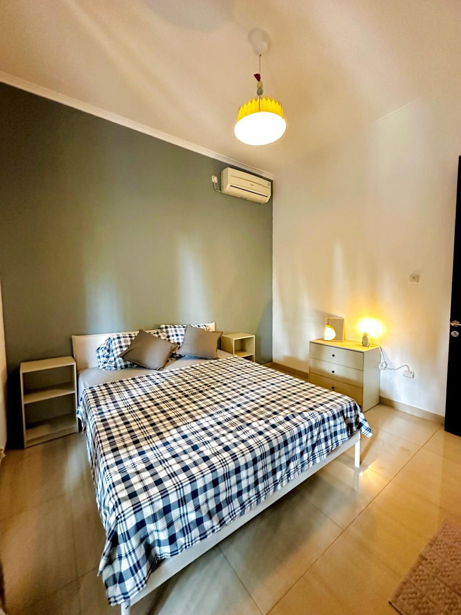 4-Bedroom Home In South Jakarta Nuansa Swadarma Residence By Le Ciel Hospitality Εξωτερικό φωτογραφία